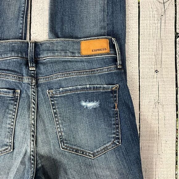 EXPRESS Mid Rise Skinny Ankle Distressed Jeans - Picture 3 of 8
